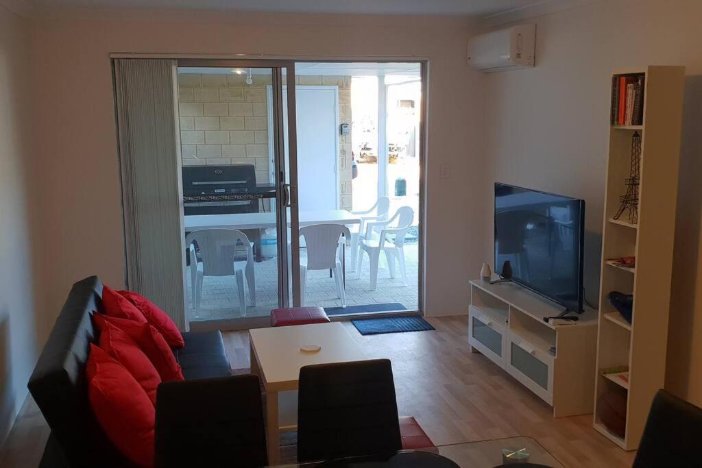 Frasers Landing Lifestyle Coodanup Екстер'єр фото