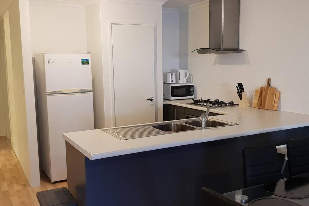 Frasers Landing Lifestyle Coodanup Екстер'єр фото